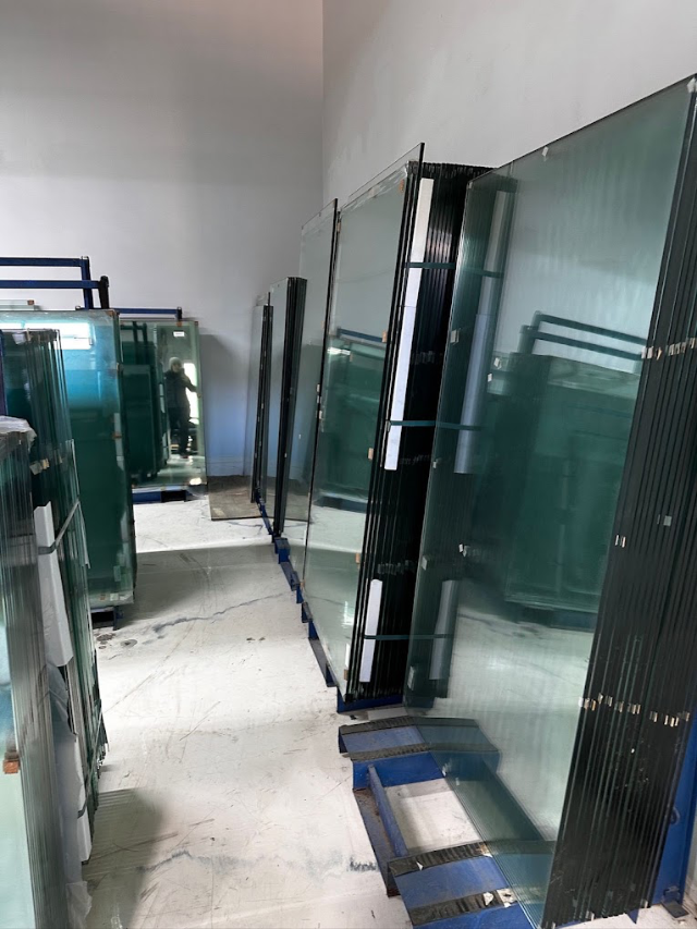 Labastie Glass